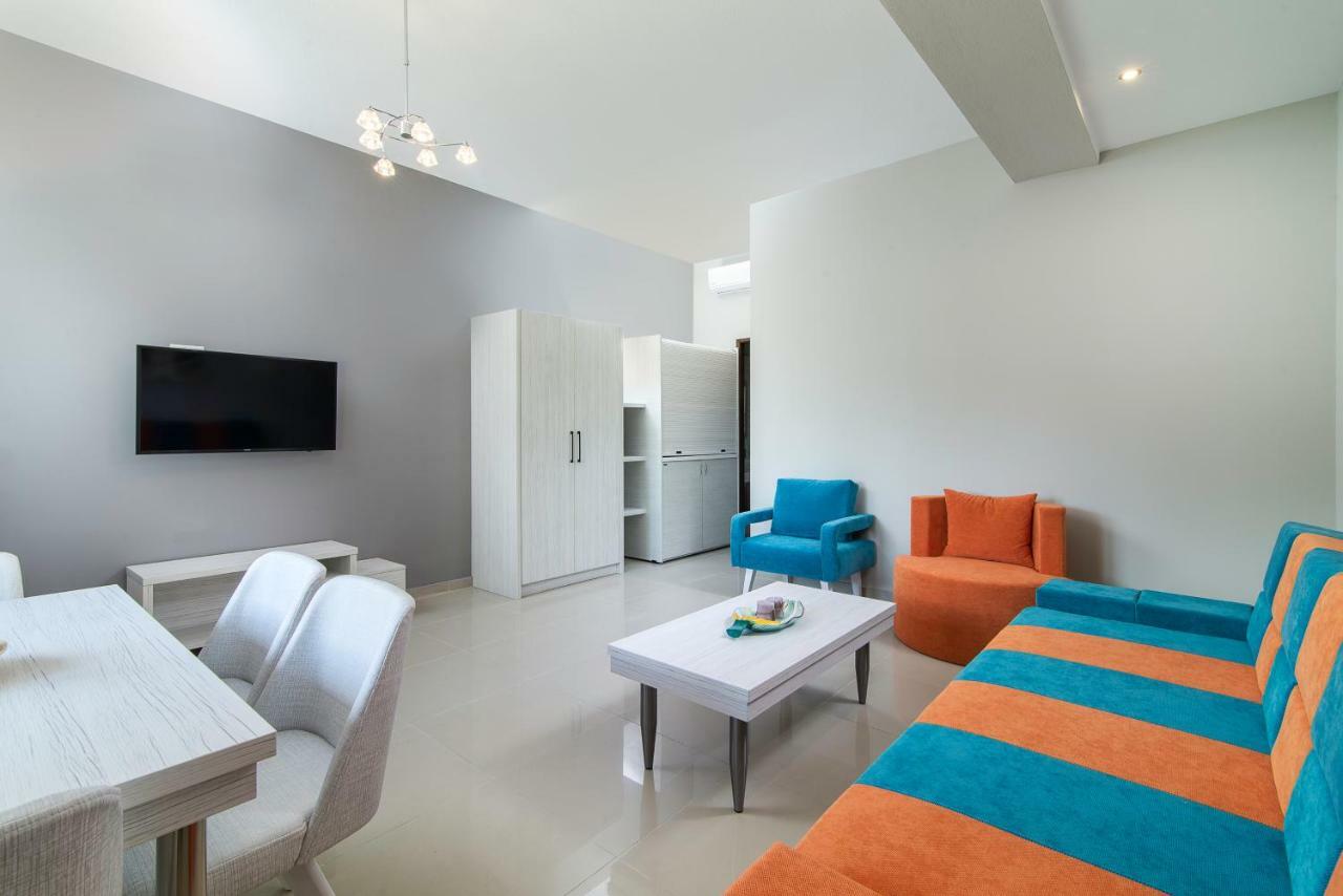 Luxury Apartments Marianna Neos Marmaras Exteriér fotografie